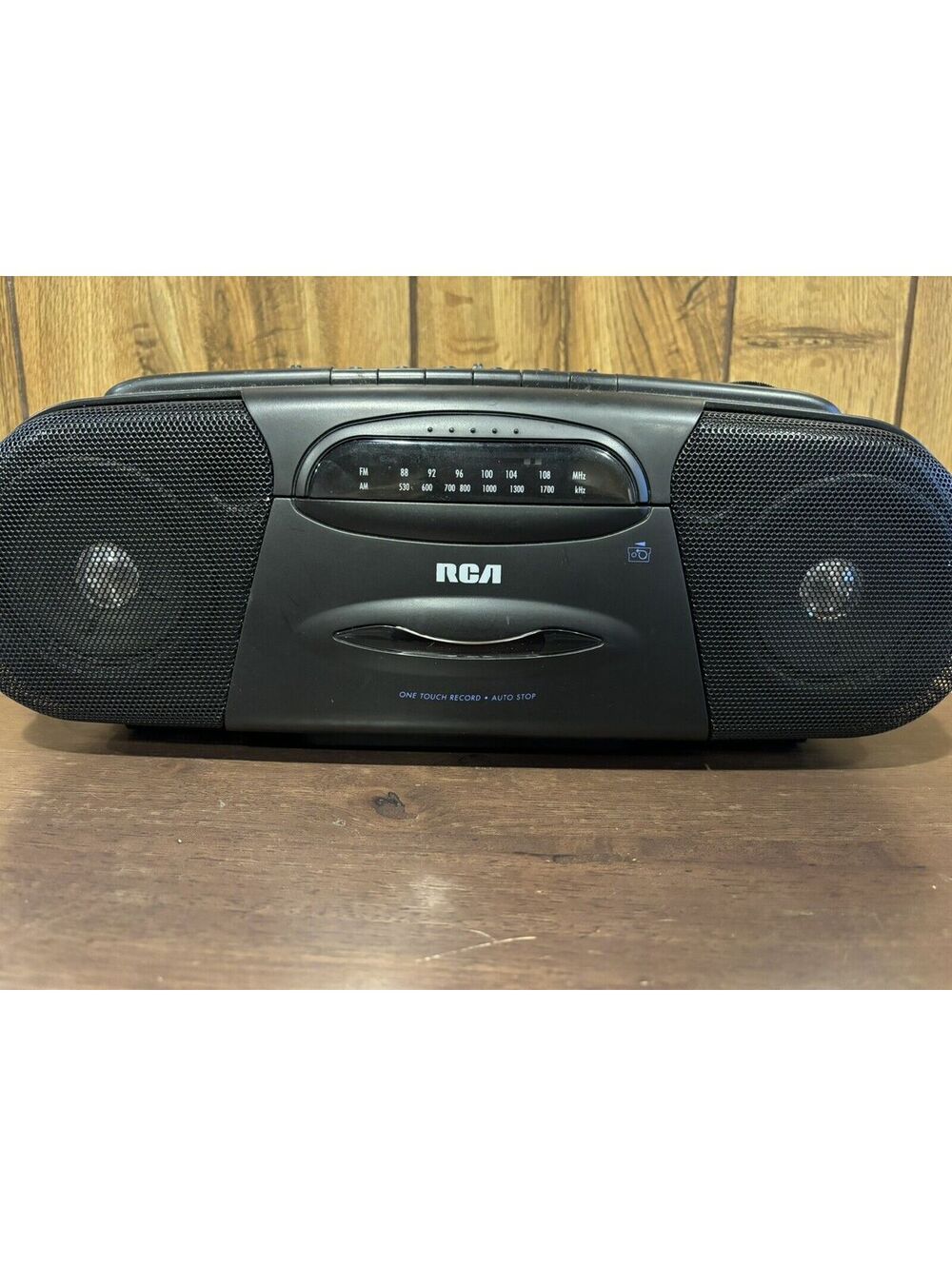 Vintage RCA Model RP-7710B AM/FM Stereo Radio Cassette Recorder Boom Box